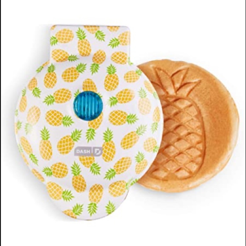 Dash Pineapple waffle maker